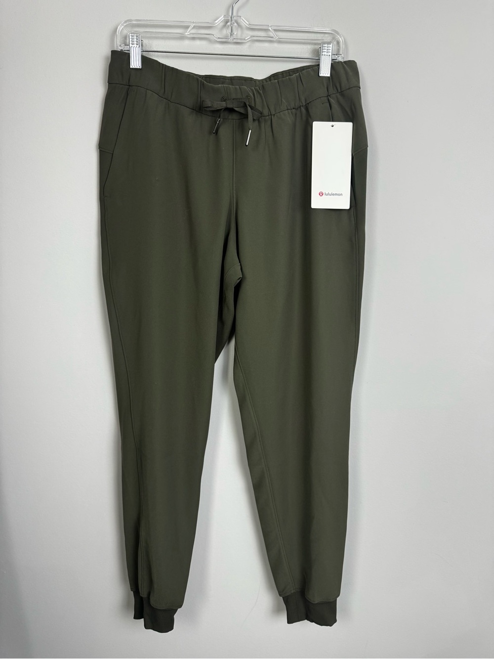 LULULEMON | NEW On the Fly Woven Jogger Pants Dark Olive Green Women’s Size 8 - Picture 2 of 10